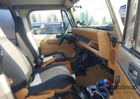 1994 Jeep Wrangler / Yj Se z USA, uszkodzony, nr VIN 1J4FY29S5RP414862